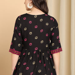 Women's Black Printed Rayon Casual Top